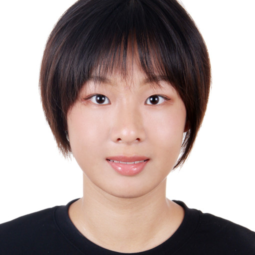 Photo of Chloe Liu