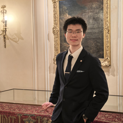 Photo of Huaihou Yang