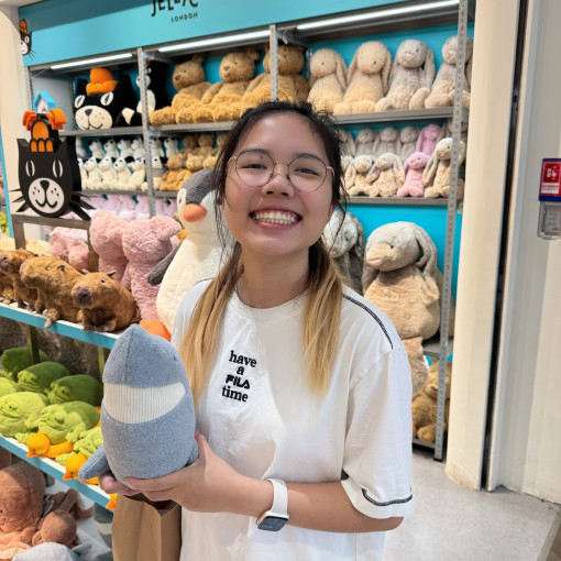 Photo of Lisa Hu
