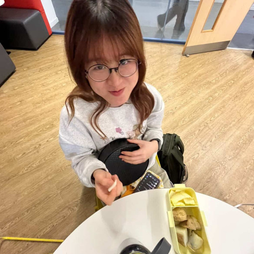 Photo of Lucy Lau