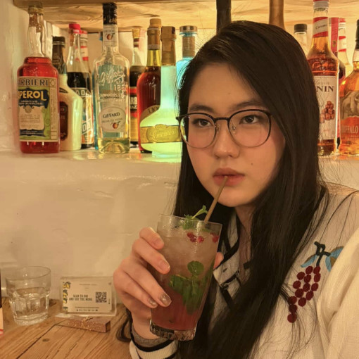 Photo of Sharon Jin